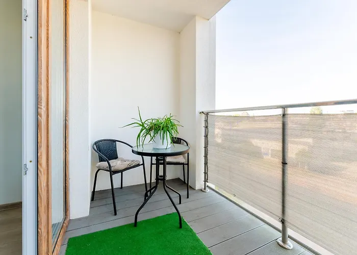 Baltycka 6a 코워브제크